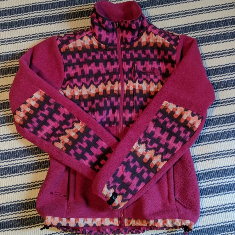 North Face fleece jacket size small